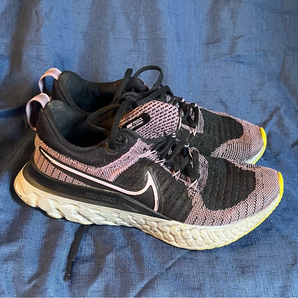 Nike Shoes - Nike Black and Pink Sneakers with React Foam Cushioning